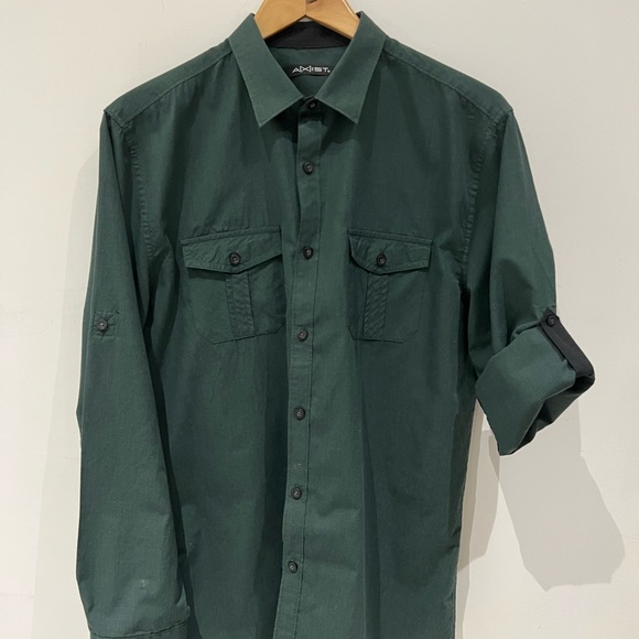 AXIST Mens button down cargo 2 pocket, long sleeve shirt. - Picture 1 of 9